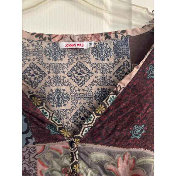 Johnny Was Women Floral Patchwork Embroidered V-neck Tunic silk Top Size Medium - Picture 5 of 12